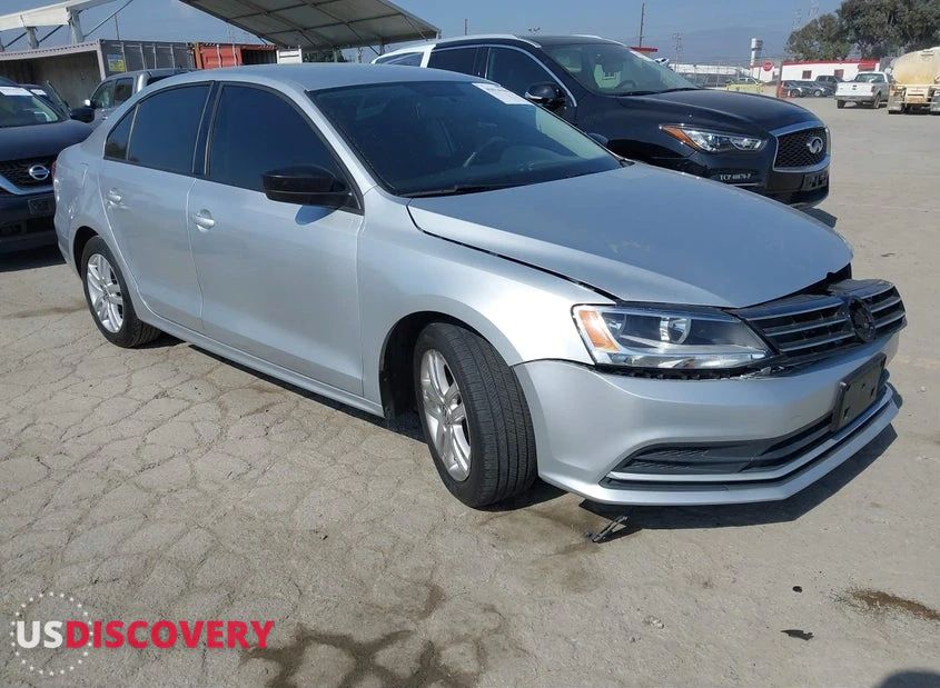 2015 Volkswagen Jetta — Front End — aukcja IAAI ca - los angeles - 1