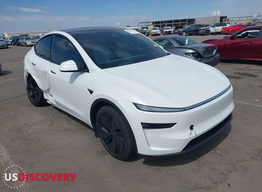 2026 Tesla Model Y — Right Side — aukcja IAAI 2299 w broadway rd - 1
