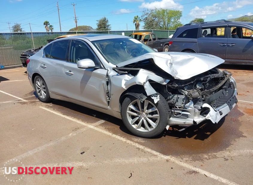 2015 Infiniti Q50 — Right Front — aukcja IAAI hi - kapolei - 1