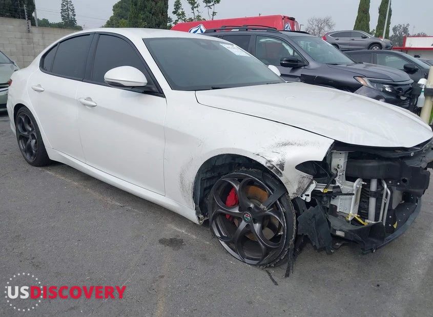 2018 Alfa Romeo Giulia — Front End — aukcja IAAI ca - gardena - 1