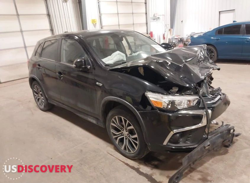 2019 Mitsubishi Outlander — Front End — aukcja IAAI mn - lennox - 1