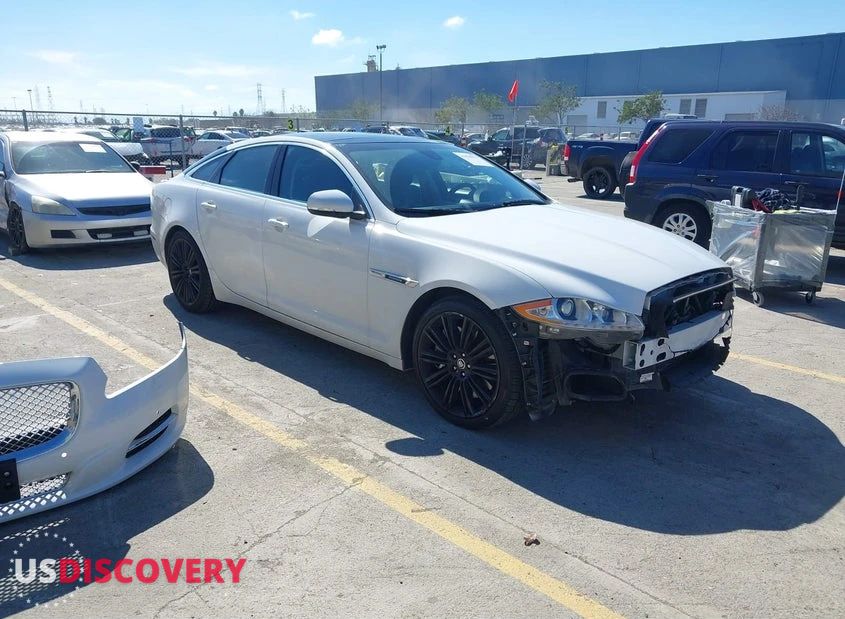 2012 Jaguar XJ — Front End — aukcja IAAI ca - fremont - 1