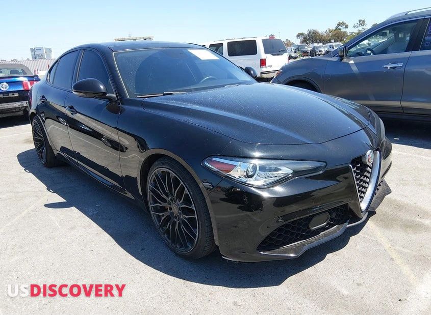 2019 Alfa Romeo Giulia — Left Side — aukcja IAAI ca - gardena - 1