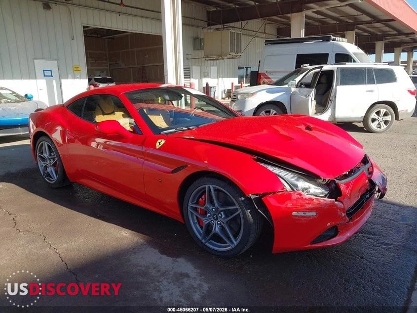 2017 Ferrari California — Front End — aukcja IAAI az - phoenix - 1