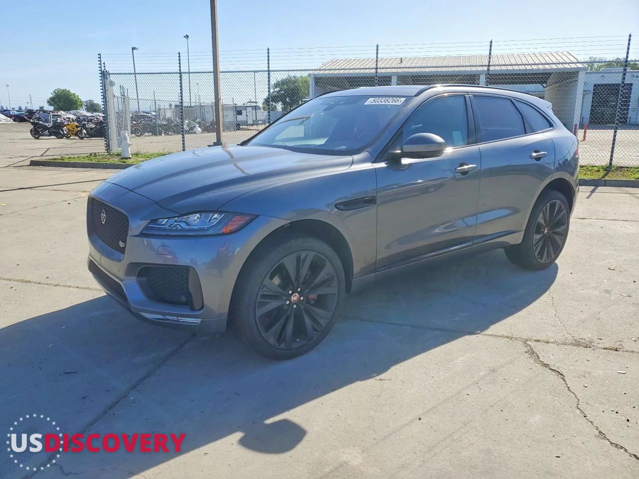 2017 Jaguar F-Pace — Vandalism — aukcja Copart ca - so sacramento - 1