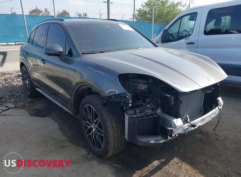 2025 Porsche Cayenne — Front End — aukcja IAAI ca - north hollywood - 1