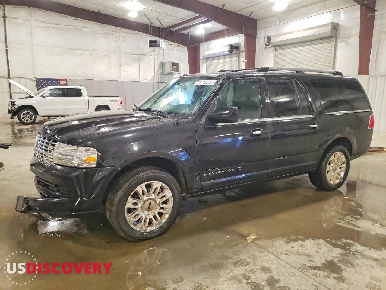 2013 Lincoln Navigator — Front End — aukcja Copart mn - st. cloud - 1
