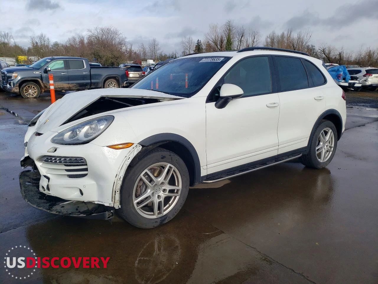 2012 Porsche Cayenne — Front End — aukcja Copart or - portland south - 1