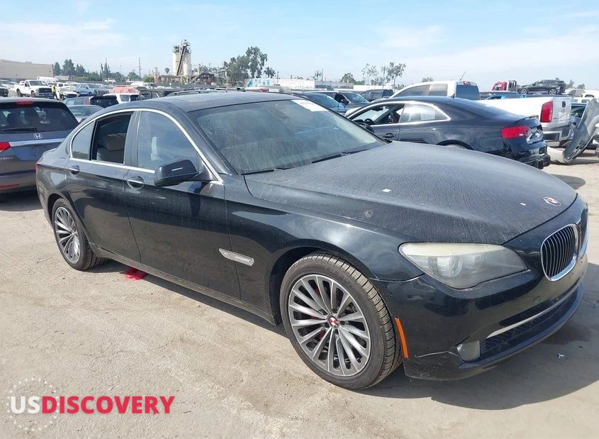 2011 BMW 7er — Left Side — aukcja IAAI ca - los angeles - 1