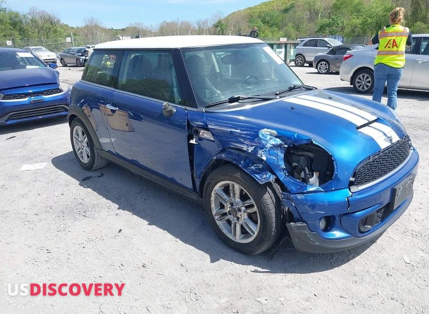 2012 MINI Cooper — Front End — aukcja IAAI va - pulaski - 1